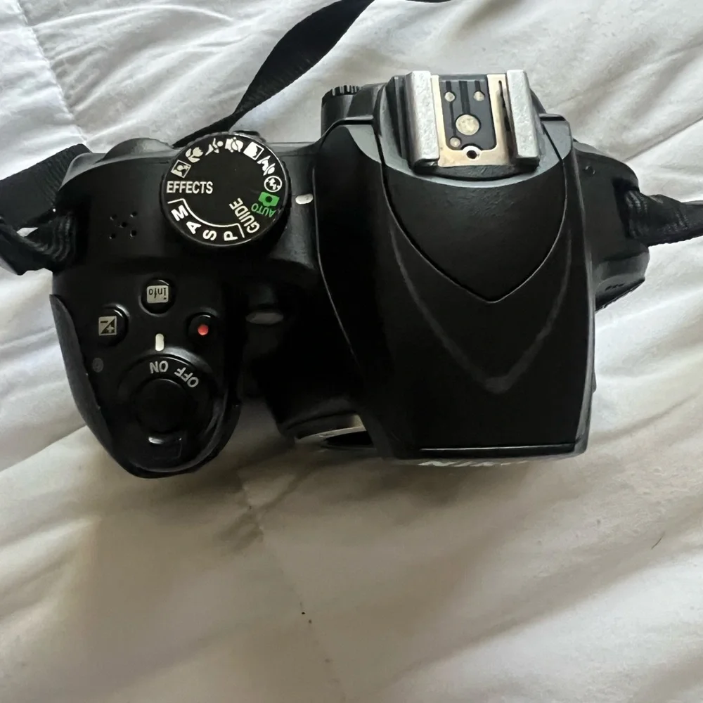 Nikon DC 3400 camera with accessories